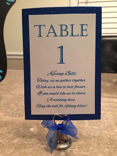 Alternative to clinking glass for the couple to kiss?