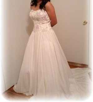 Oh no... After seeing everyones dresses.. Having regret :/