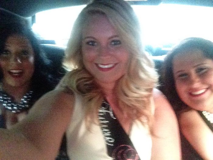 back & bacheloretted! with pics!