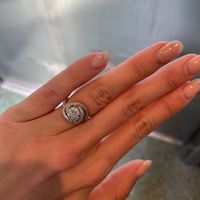 Brides of 2022! Show us your ring! - 1