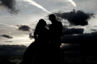 unique wedding poses
