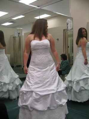 Show me your wedding dress!!!