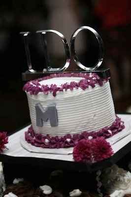 What does your cake topper look like?