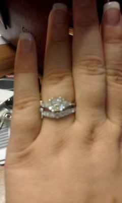 ok so I know a post like this was done not to long ago...but since we have some newbies..E-RINGS! lo