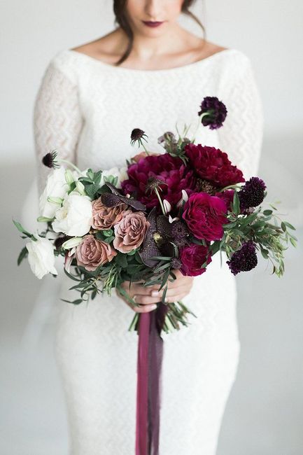 Fake flowers or bouquet alternatives. - 1