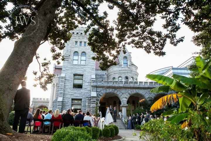 BAM Photos from my DIY wedding (pro-sneak previews)