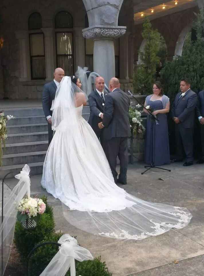 BAM Photos from my DIY wedding (pro-sneak previews)