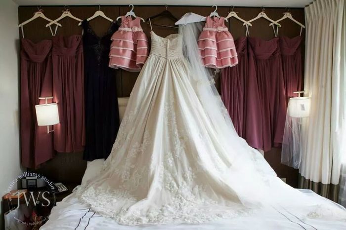 BAM Photos from my DIY wedding (pro-sneak previews)