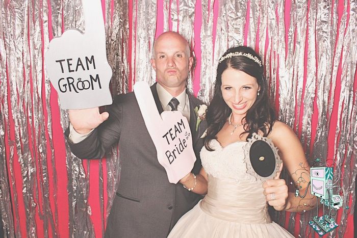 BAM Photos from my DIY wedding (pro-sneak previews)