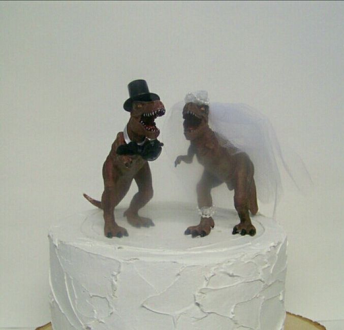 Cake topper