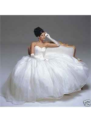 Dress Detectives I Need Your Help