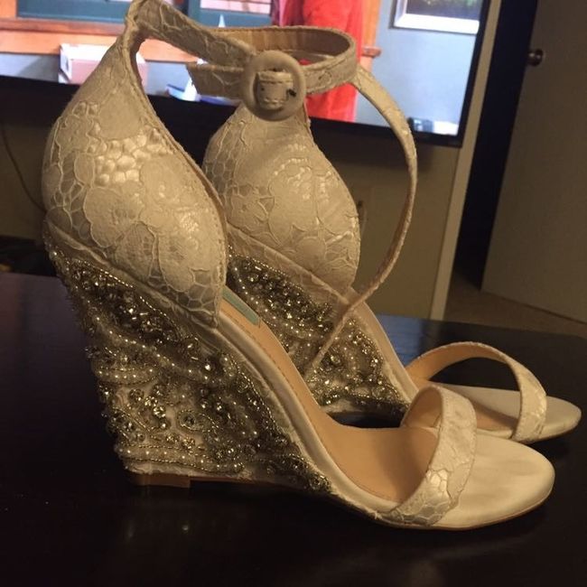 Let's see your wedding shoes!!!