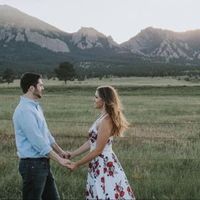 Engagement picture outfit !!!HELP!!!