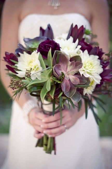 SHOW ME YOUR WEDDING BOUQUET :)