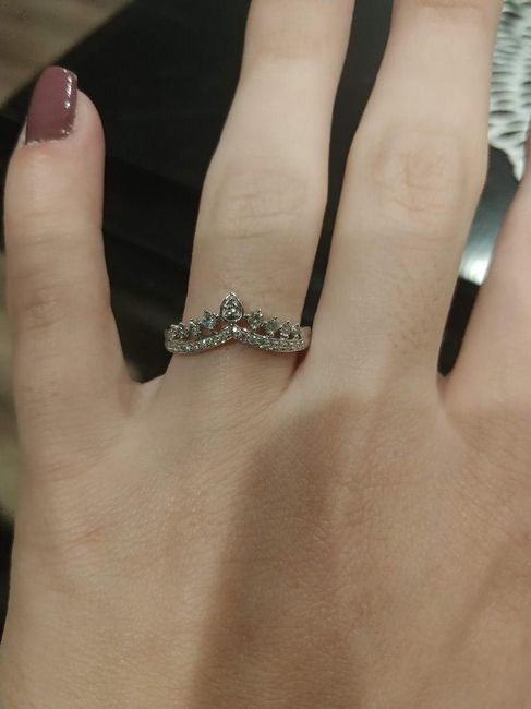 Let’s see your engagement rings 💍💎🥰 5