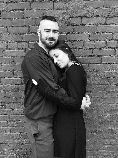 Hi guys ! Share your engagement photos 🥰😍 8