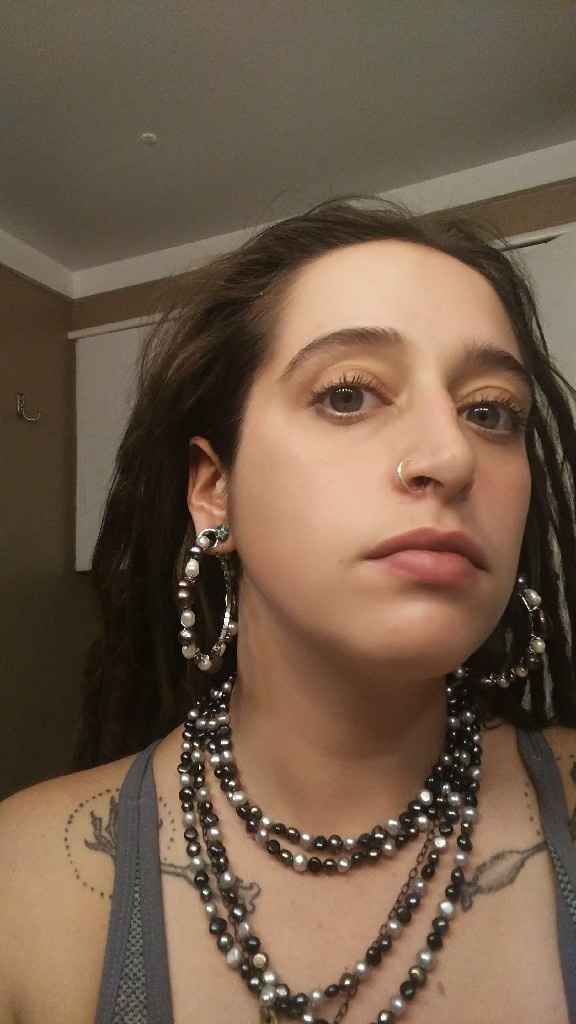 What type of earrings will you be rocking on your wedding day? - 1