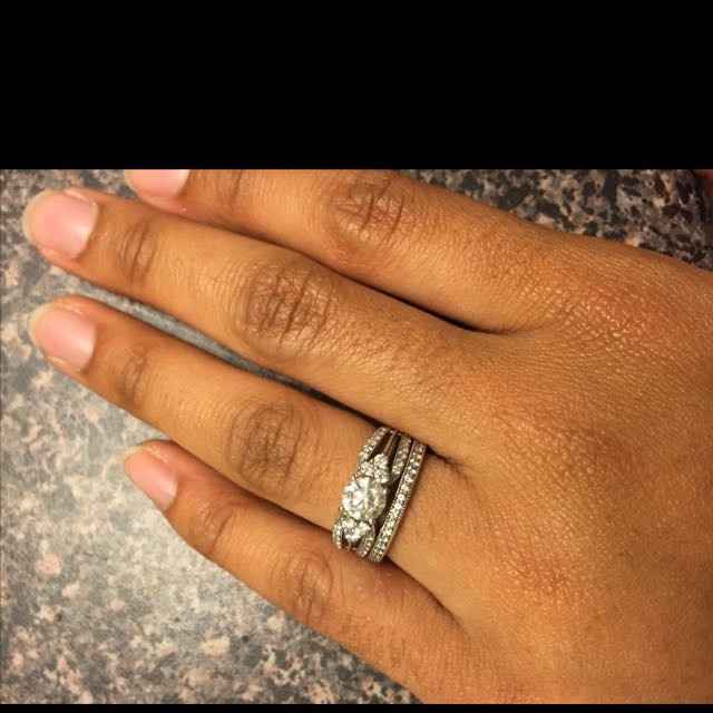 Let's see those beautiful rings lady's!