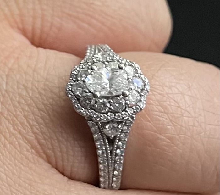 Brides of 2022! Show us your ring! - 1
