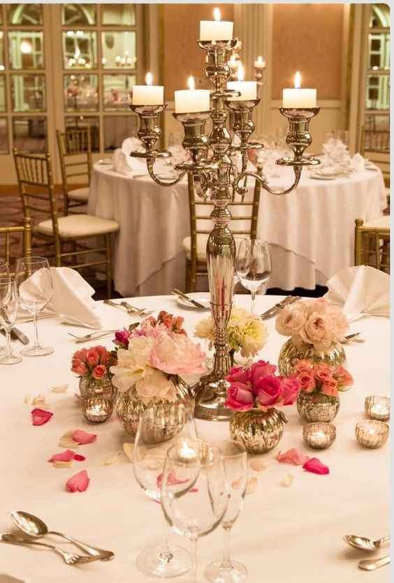 Centerpiece decorating block