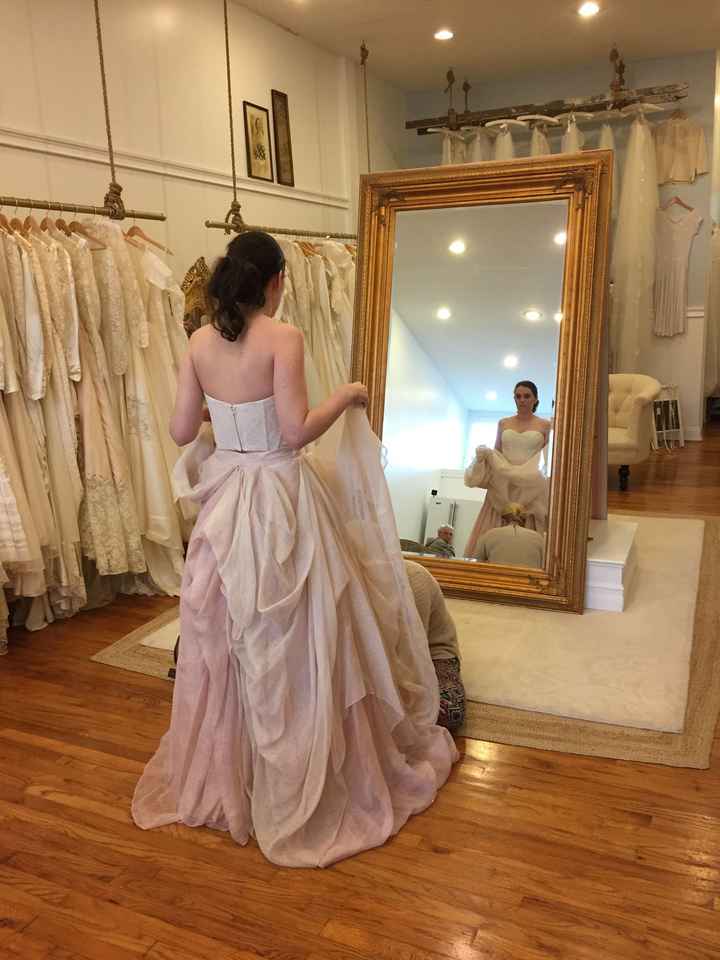 Please show me your bustle!!!