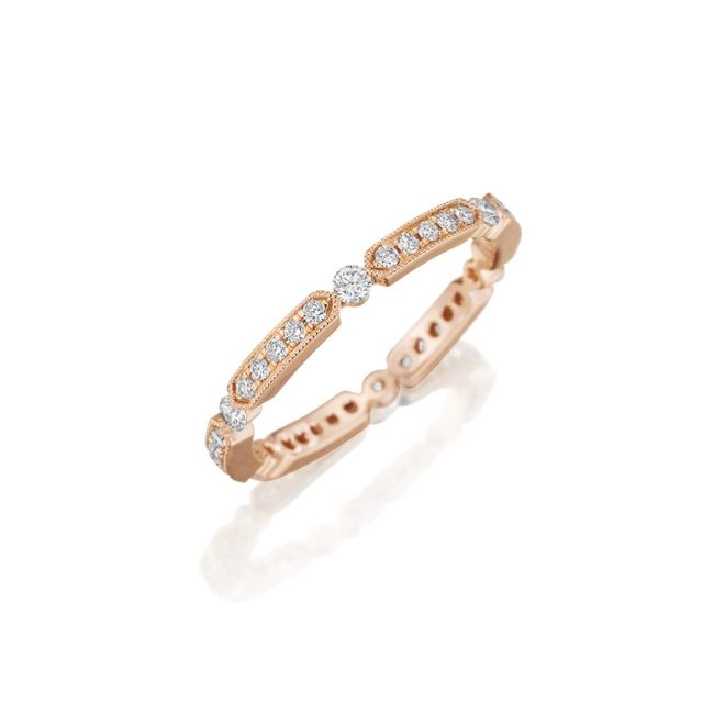 Choosing between two wedding bands - Help!