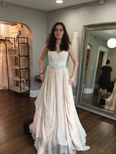 Calling all curly haired brides