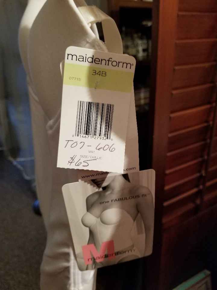 Suggest for looking for a bra/bustier. - 3