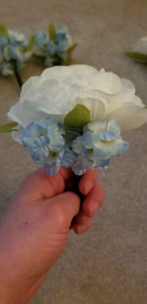 My diy Boutonnieres - 2