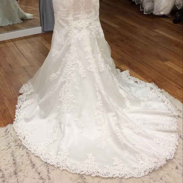 Show me your lace, please!