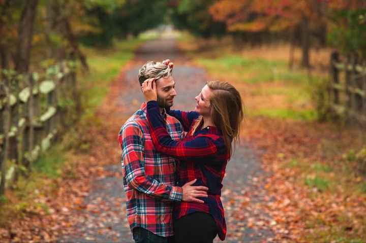 i need ideas for our Engagement Pics post your fave One! - 4