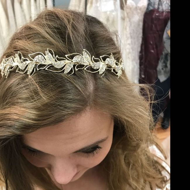  Hairpiece on wedding day - 1