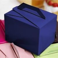 Can you show me your guests candy bar bags or containers