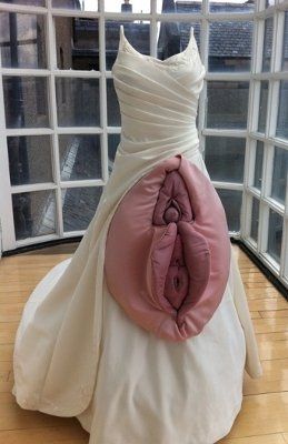 Wort  Bridal Gowns Ever. (PIC) show me yours
