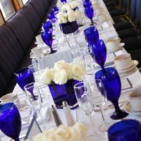 ON THE HUNT! looking for cobalt blue vases!