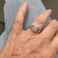 Brides of 2022! Show us your ring! - 1