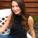 Hillary Hoffower