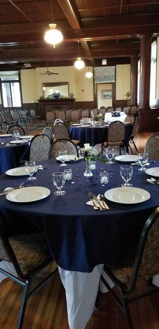 Venue wall color different than your colors? 3