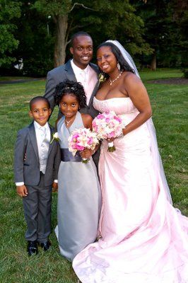 I'm married and here are the pics to prove it!!