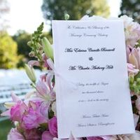 I'm married and here are the pics to prove it!!
