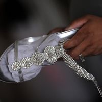 I'm married and here are the pics to prove it!!