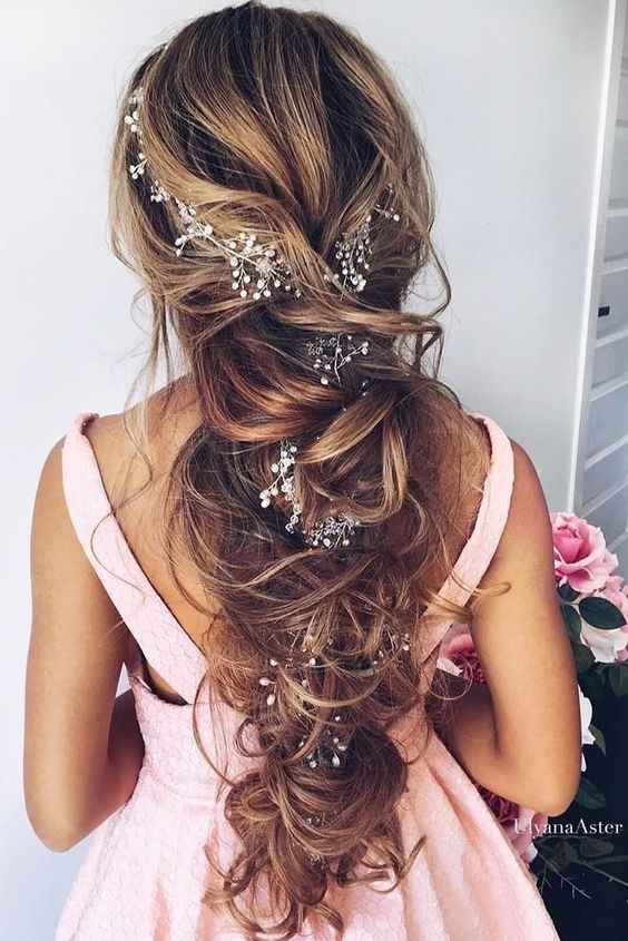 Please show me your half up/half down hairstyles!