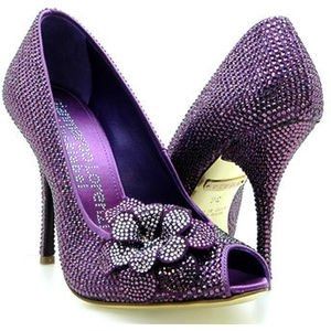 Anyone wearing purple shoes on their big day??