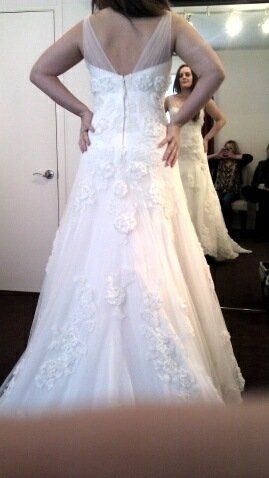 Non-Strapeless Wedding Dress Brides?