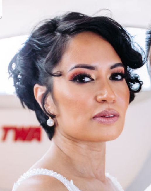 Did you take before and after photos of your wedding makeup? 6