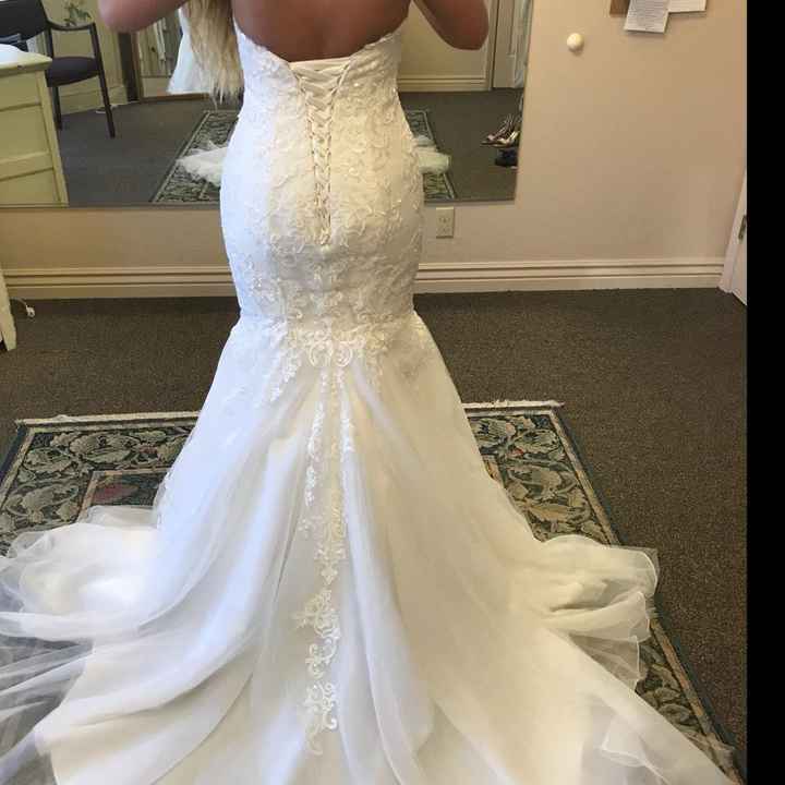 Who wants to share their gorgeous dress photos with me? - 1