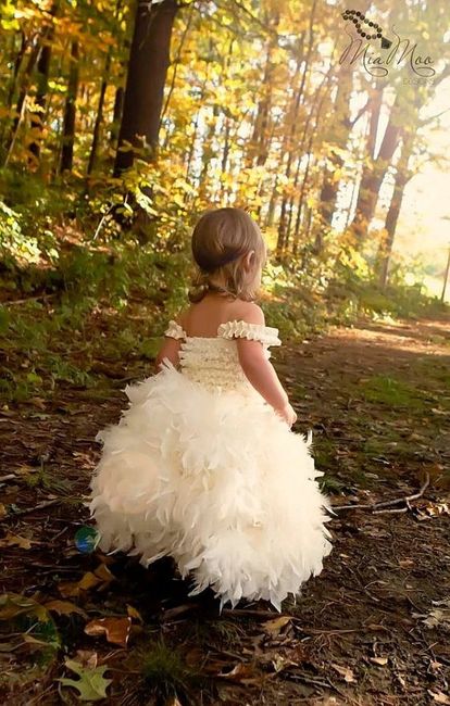 Can I see your flower girl dress??
