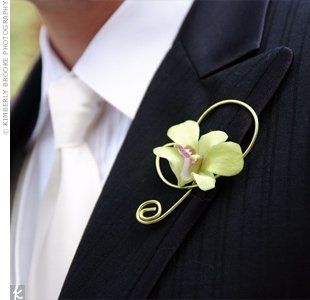 Let's see your flowers/bouquets/bouquet alternatives!