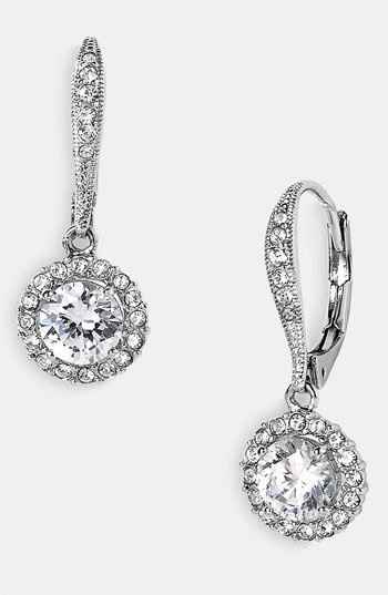 Are you wearing/did you wear a necklace?