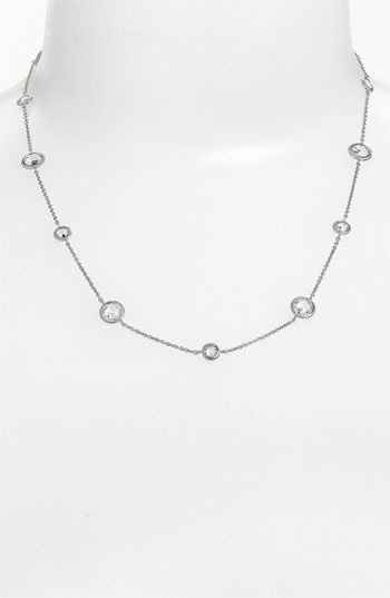 Are you wearing/did you wear a necklace?